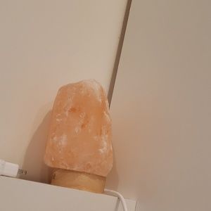 Salt rock lamp
